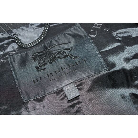 Burberry Trench Coat in Black Wool - Picture 5 of 8